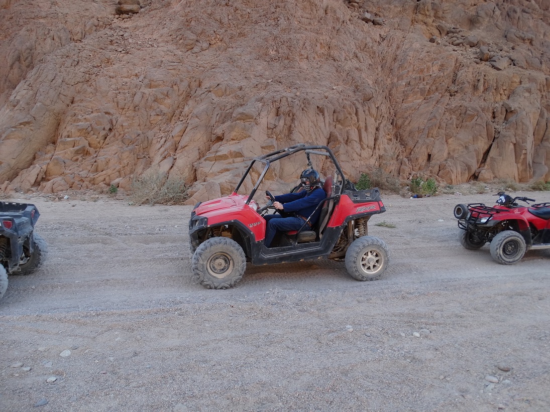 Desert Adventure: Racing Through the Sands of Egypt's Sinai Peninsula